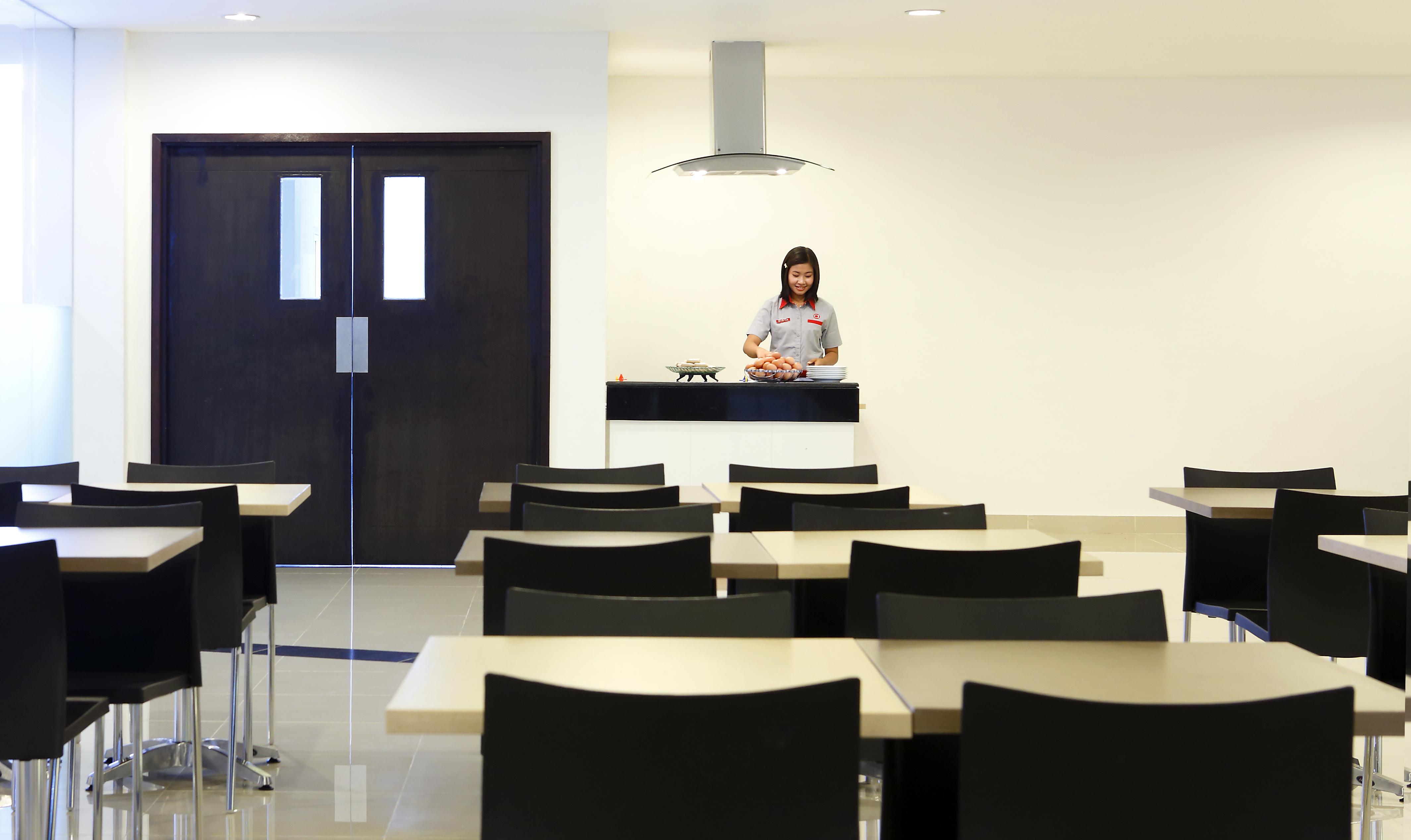 Amaris Hotel Ponorogo Εξωτερικό φωτογραφία